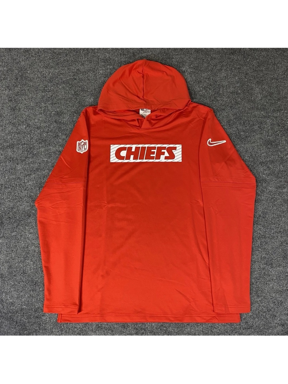 Nike On Field Kansas City Chiefs Sideline Hoodie Mens Large Lightweight NWOT